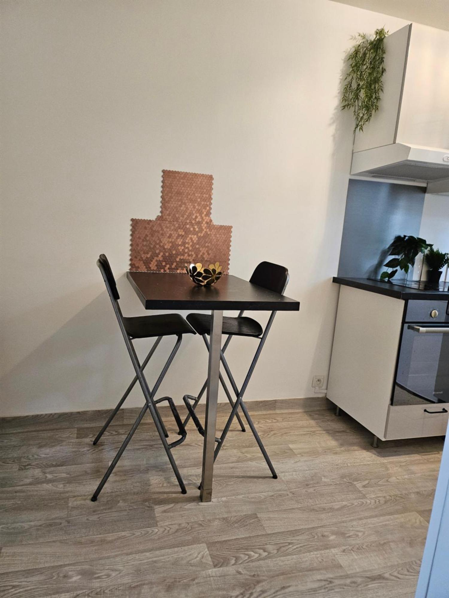 Apartment Calme A 10mn A Pied De La